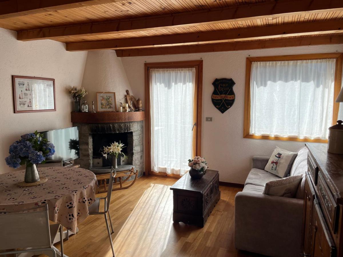 Chalet Blanc "Le Flocon" Courmayeur Exteriör bild